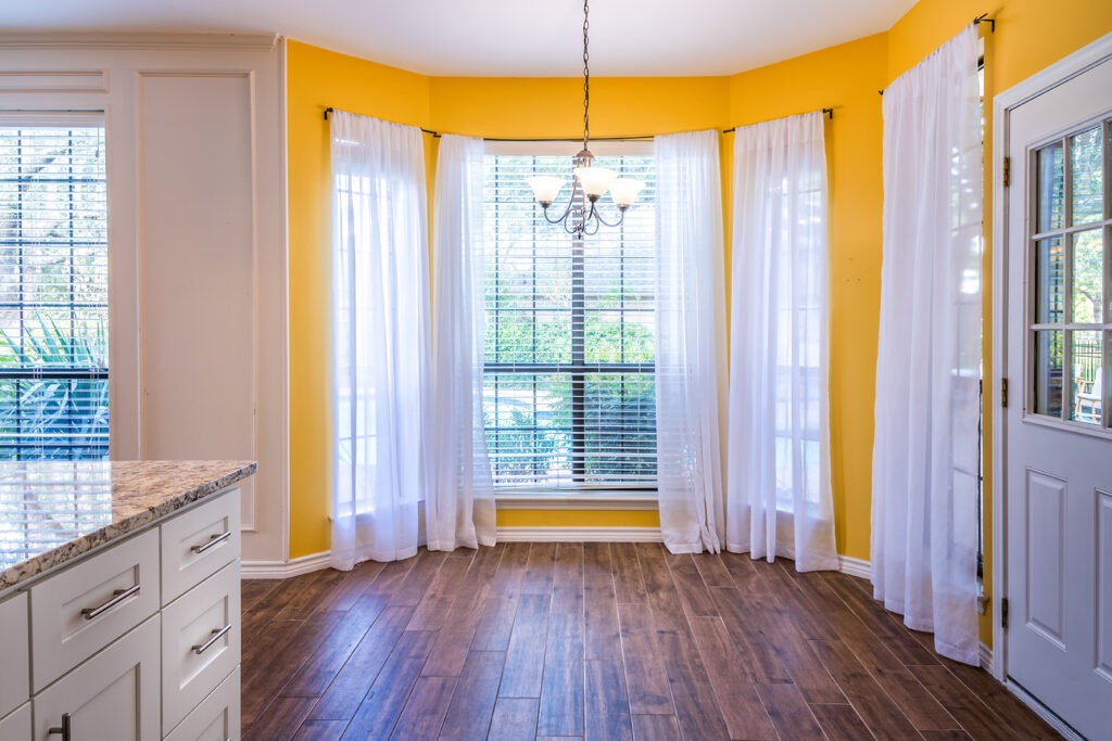 Breakfast nook with bay windows in a Texas house